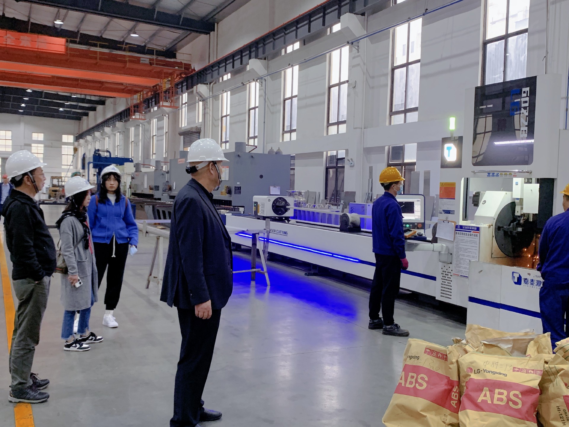 图片5.jpg 图片5.jpg